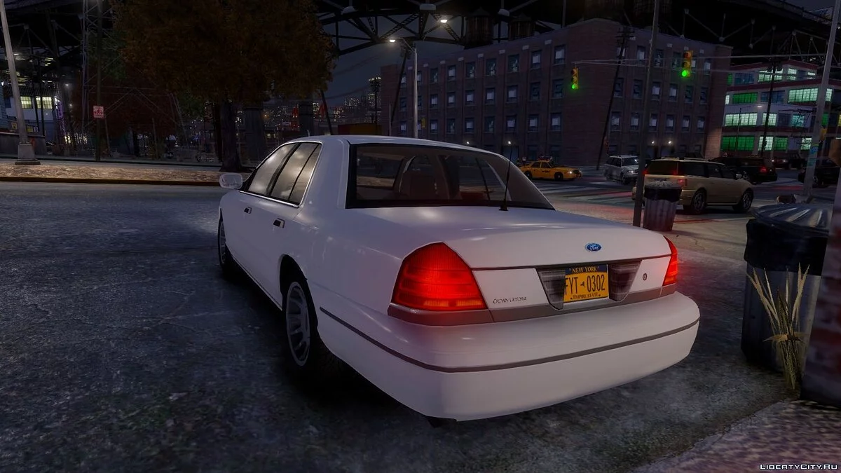 1999 Ford Crown Victoria / GTA 4