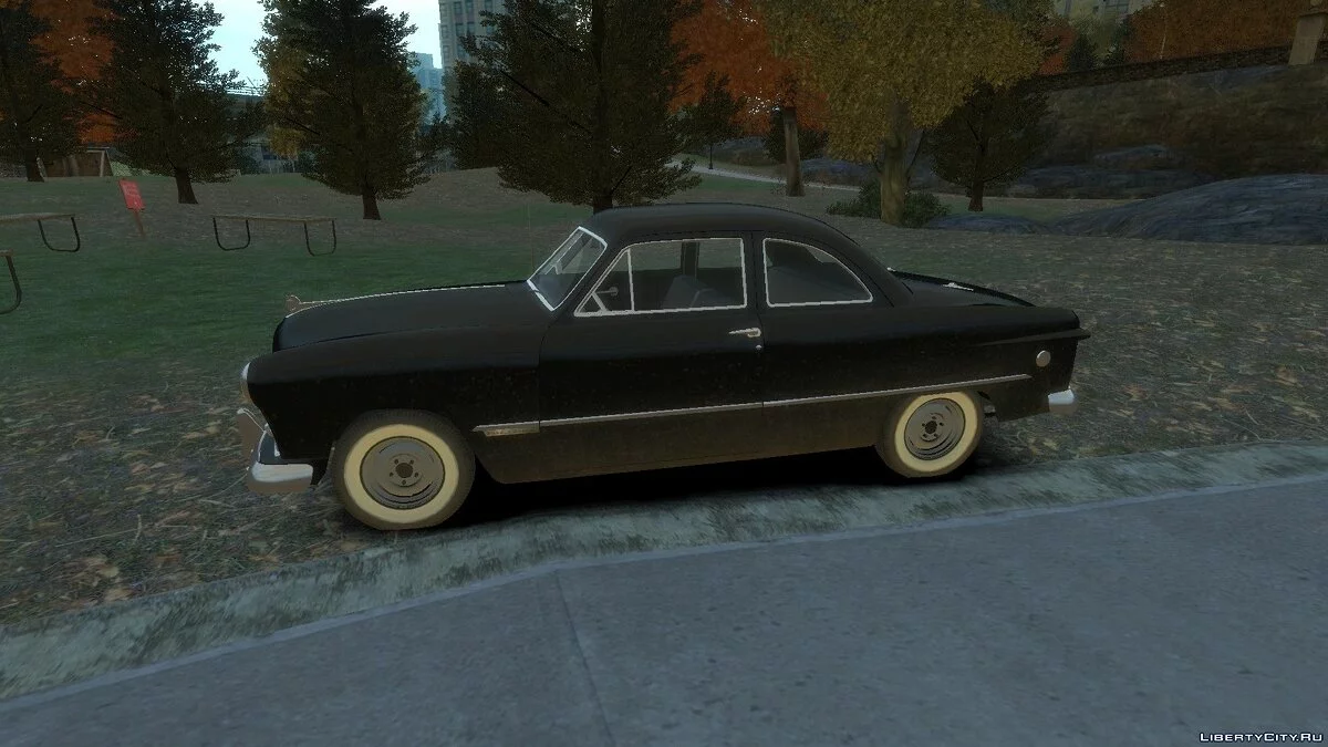 1949 Ford Custom Club Coupe / GTA 4