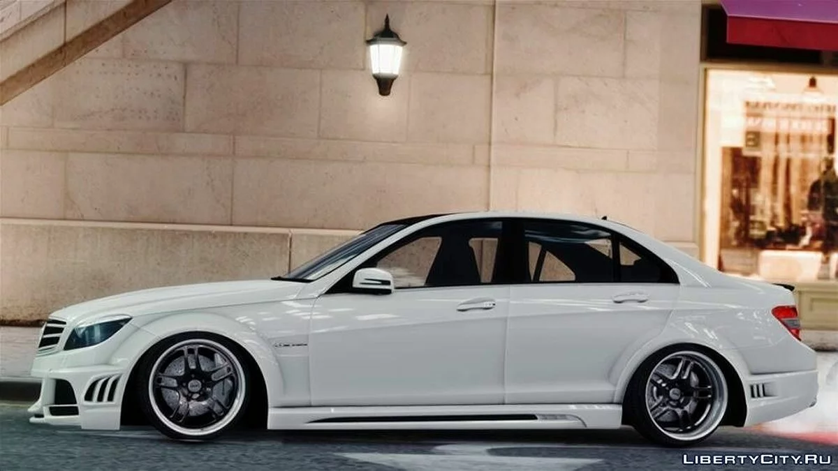 Mercedes-Benz C63 AMG 2010 / GTA 4