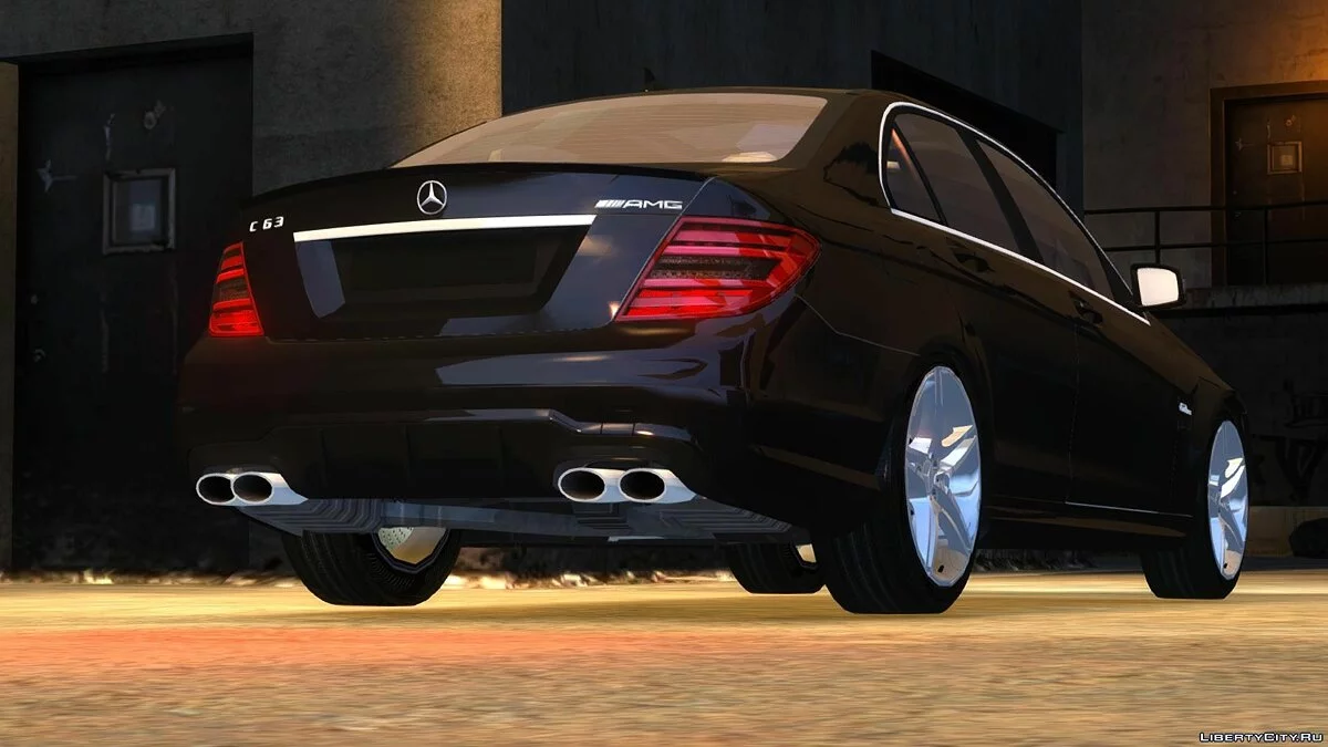 2013 Mercedes Benz C63 AMG 4-Door DTD & Co / GTA 4