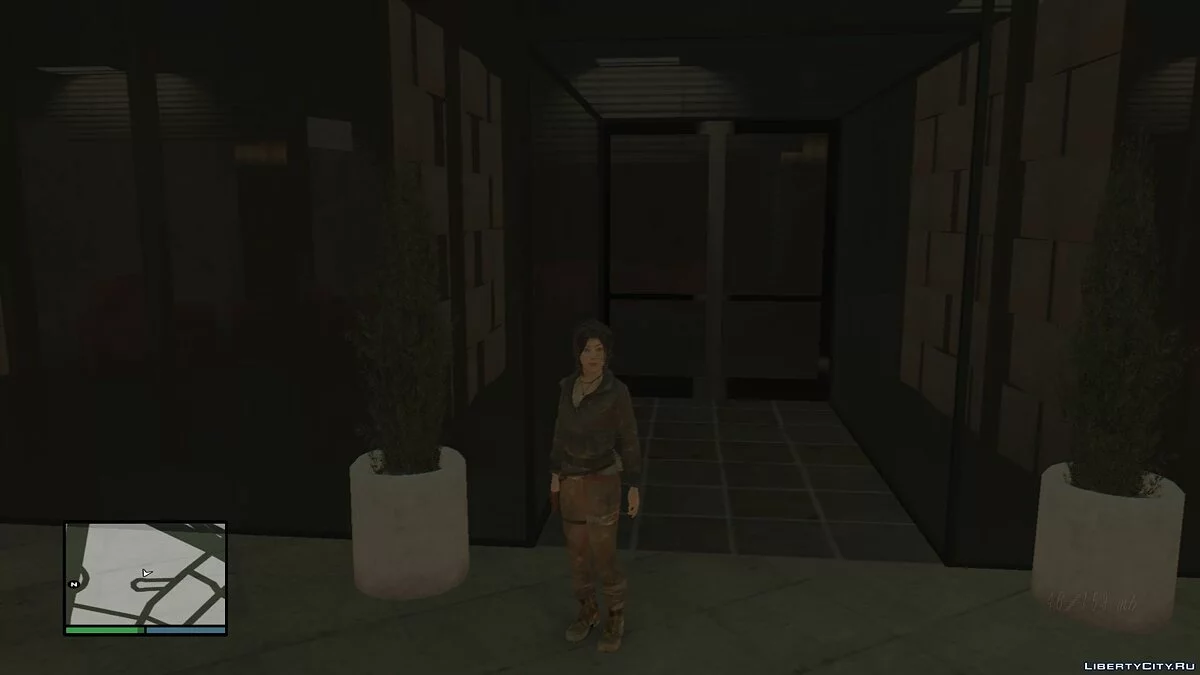 GTA IV Lara Croft в костюме летчицы / GTA 4