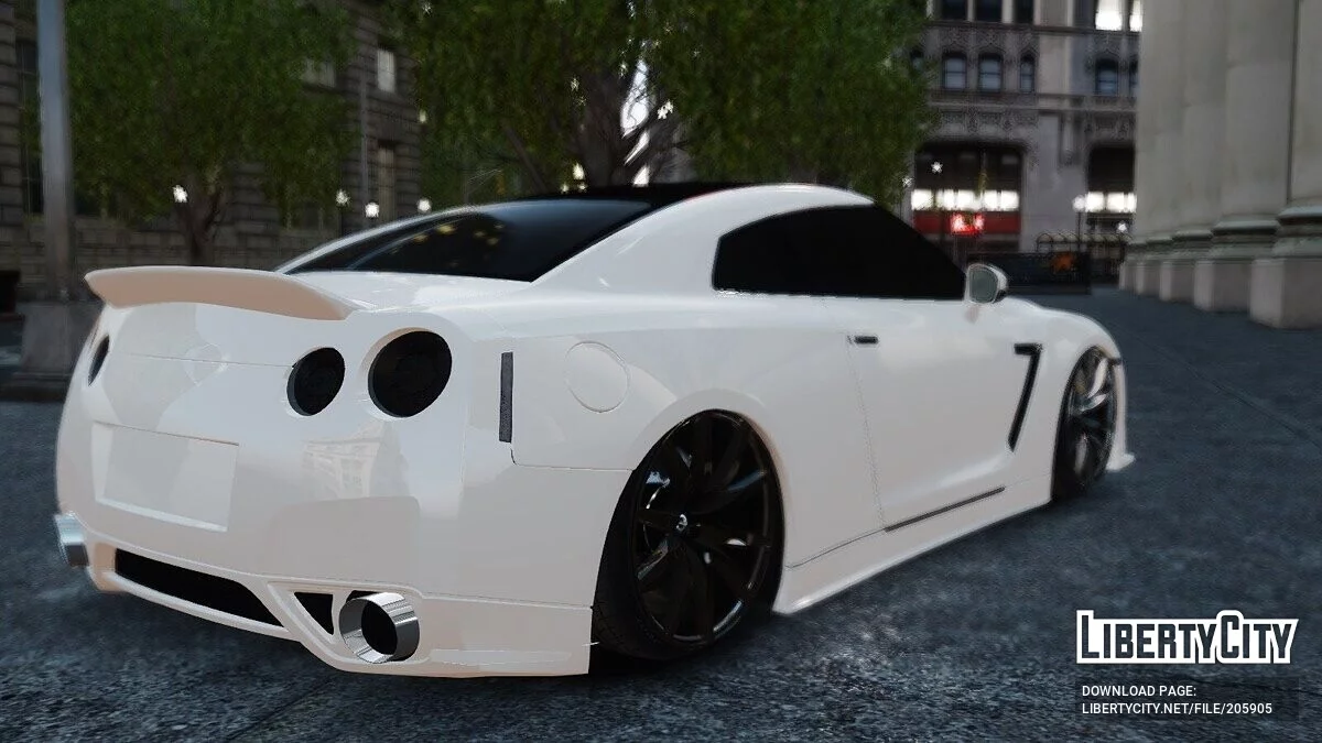 Nissan GT-R / GTA 4