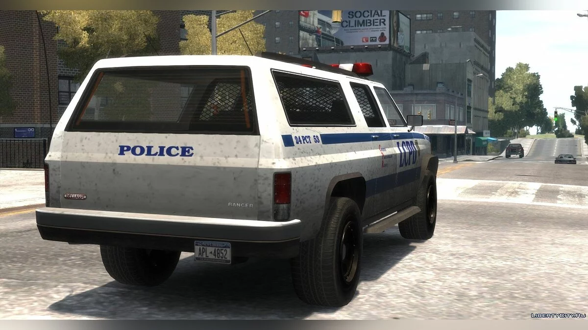 Declasse Police Ranger / GTA 4