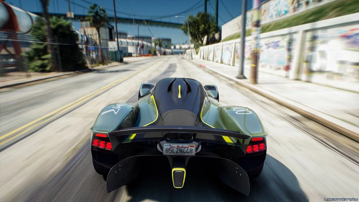 Aston Martin Valkyrie Track Pack v1.0 / GTA 5
