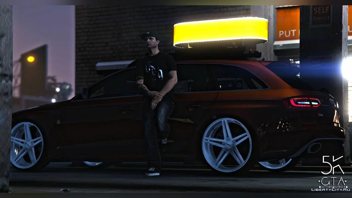 Audi RS4 Avant / GTA 5