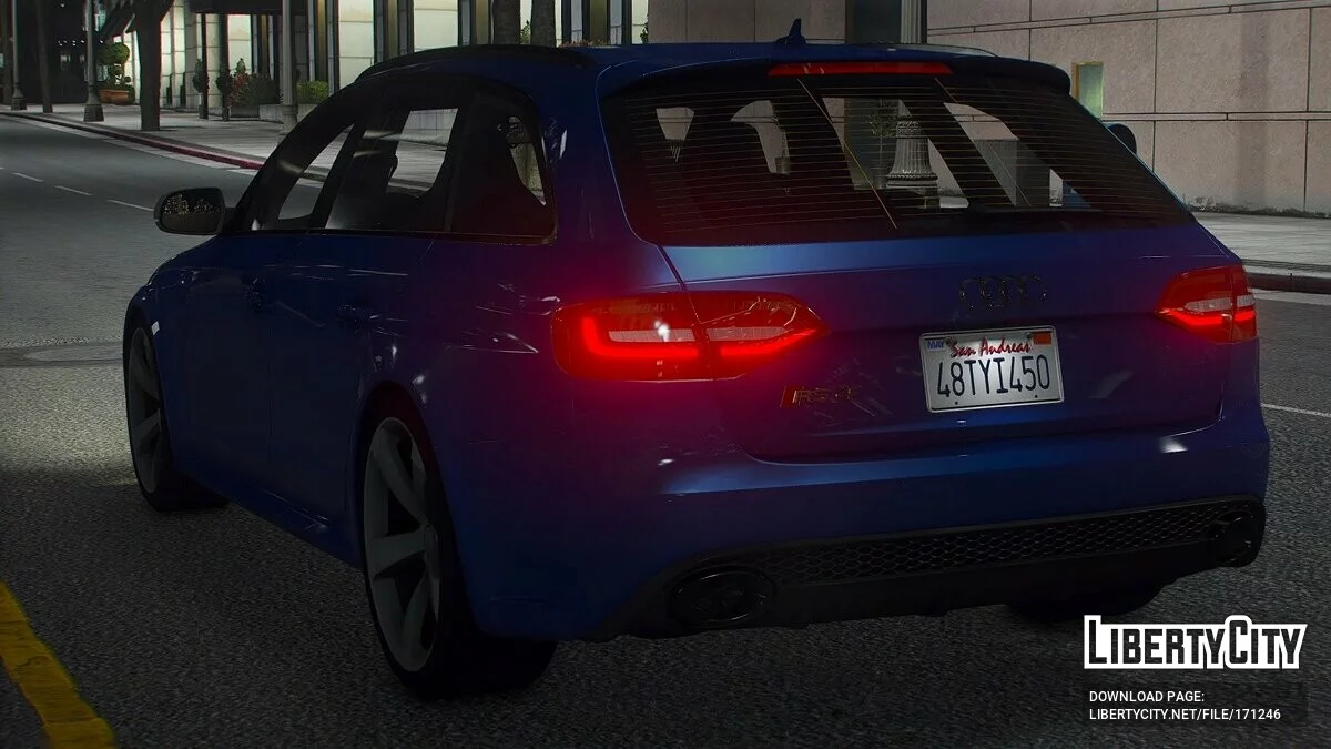 2013 Audi RS4 Avant v1.0 / GTA 5