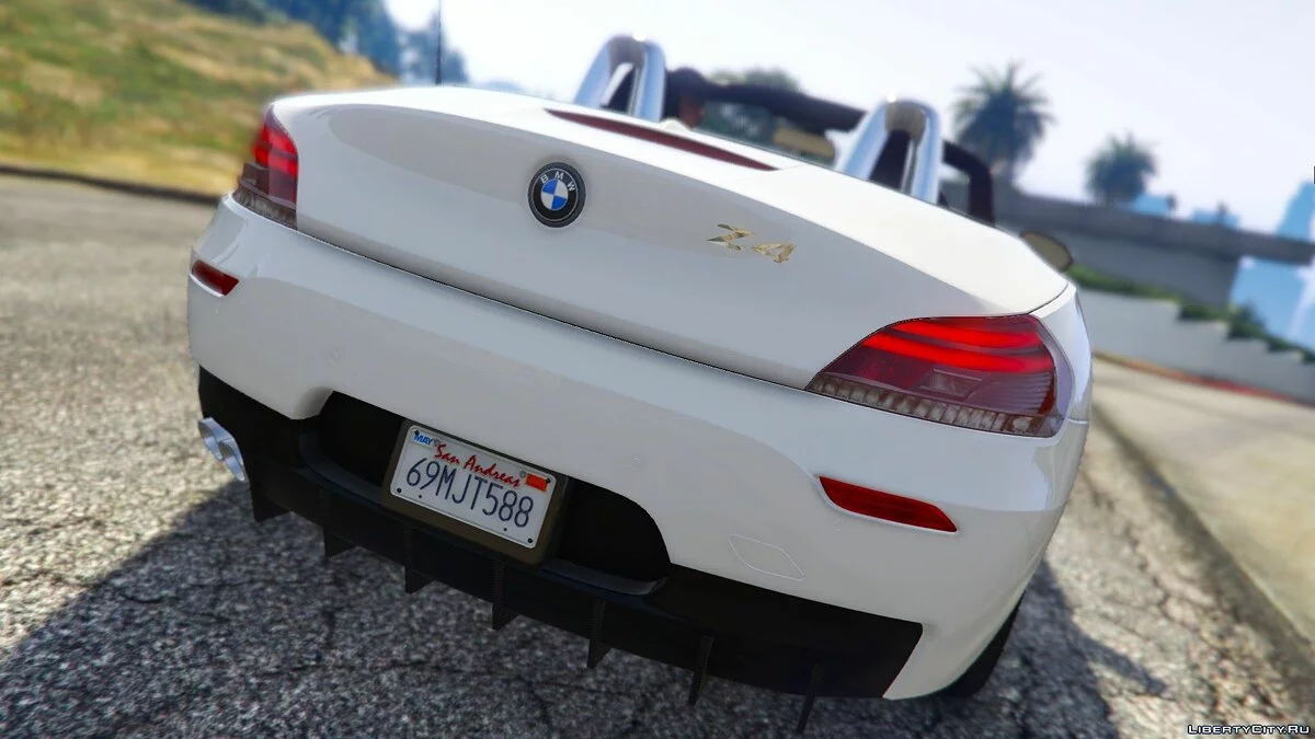 BMW Z4 sDrive28i 2012 / GTA 5