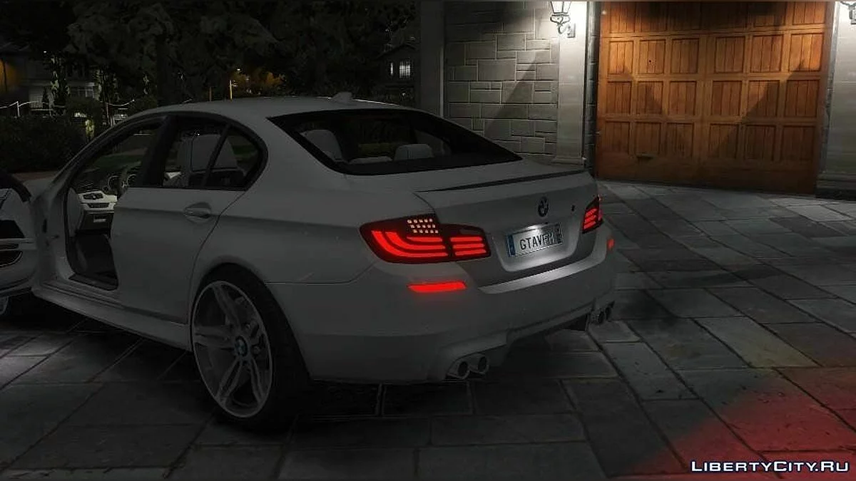 BMW M5 F10 2012 1.0 / GTA 5
