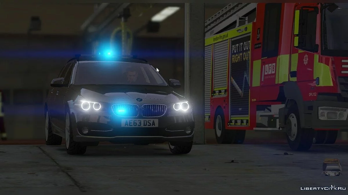 2015 BMW 530d Fire Officers Car 1.0  / GTA 5