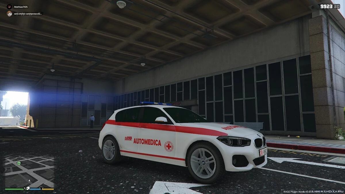 BMW Series 1 - Скорая помощь / GTA 5