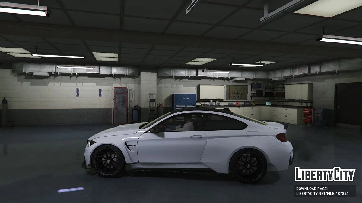 BMW M4 Coupe Manhart WB / GTA 5
