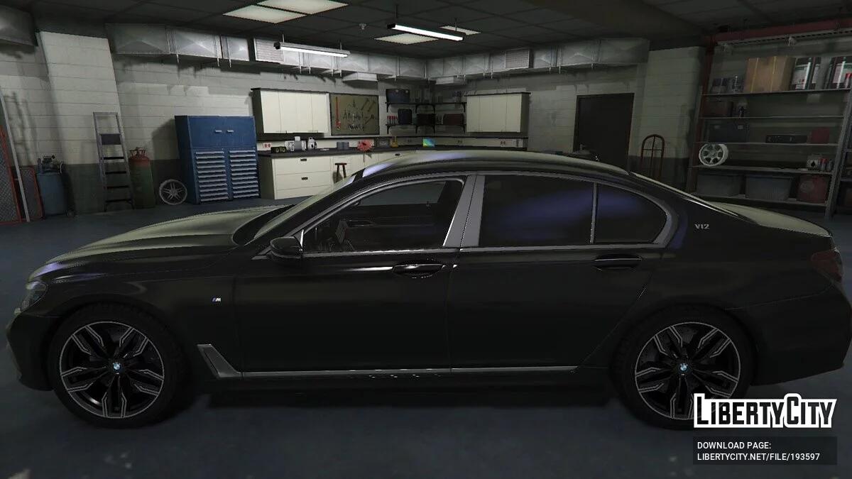 BMW M760i 2017 / GTA 5
