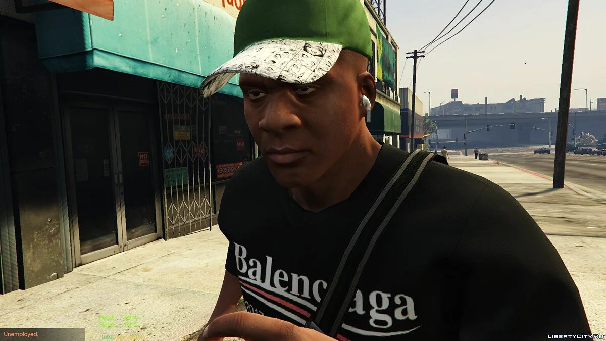 Беспроводные наушники AirPods  / GTA 5