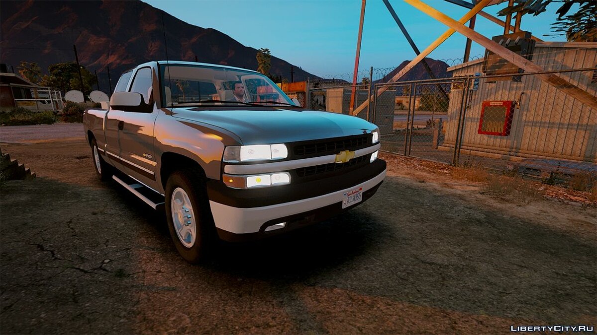 Скачать 2000 Chevrolet Silverado 1500 [Add-On / Replace] 1.0 для GTA 5