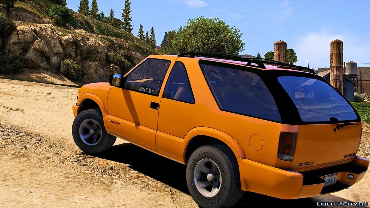 2001 Chevrolet Blazer [Replace | LODS | Unlocked] 1.0 / GTA 5