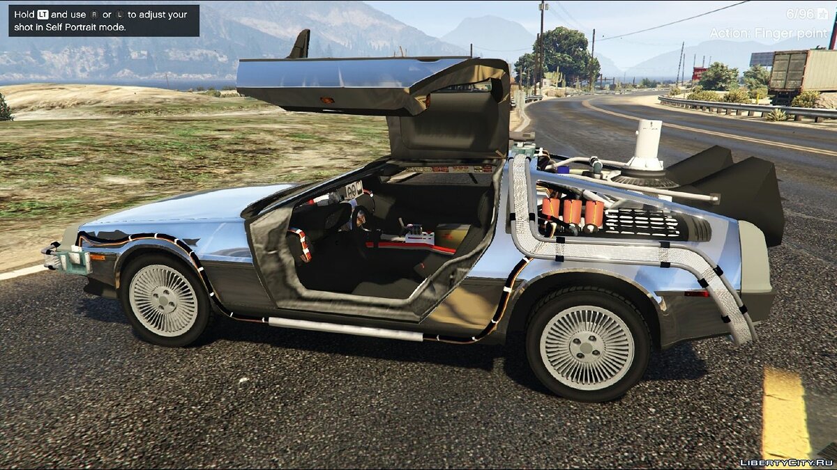 Скачать Back To The Future - Delorean для GTA 5