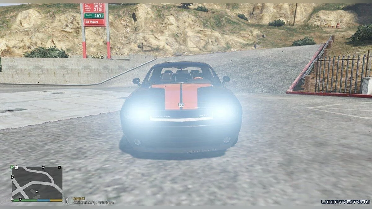 Icey701's Updated 2009 SRT8 Challenger 0.3 / GTA 5