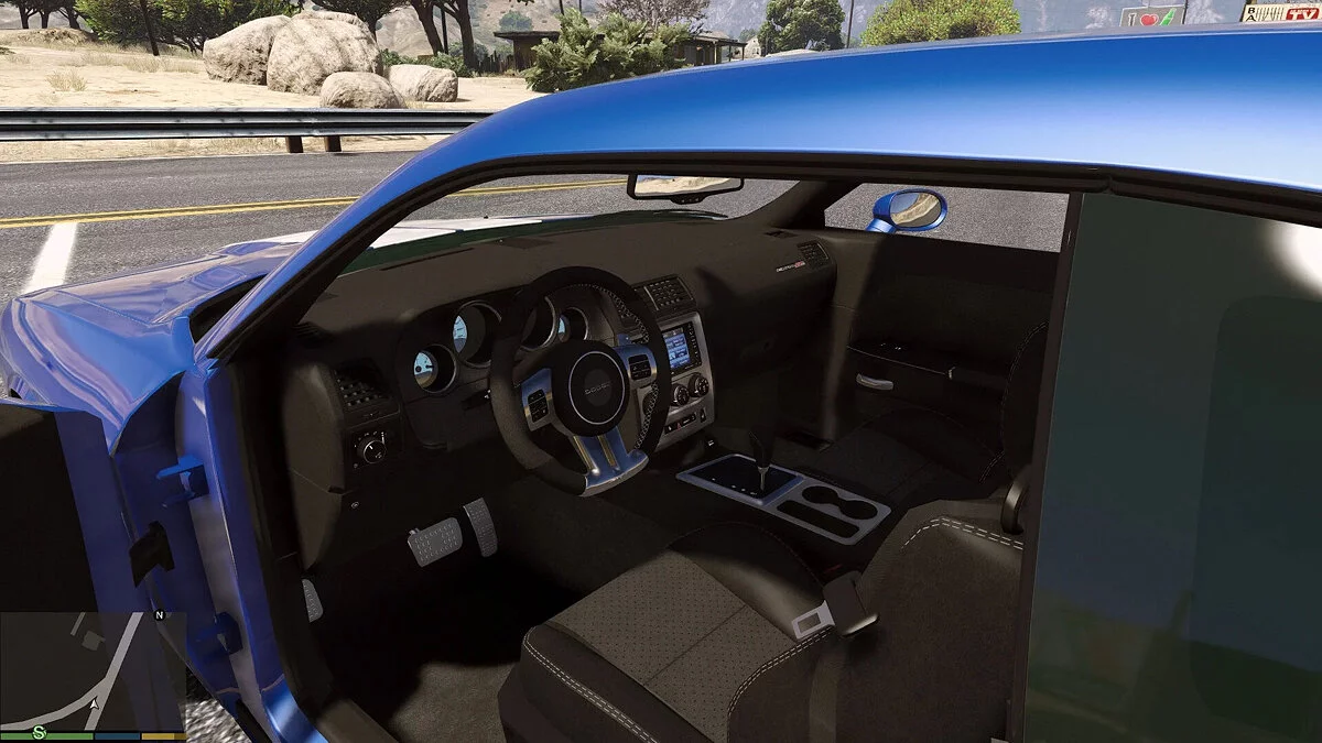 Dodge Challenger SRT8 392 v1.0 / GTA 5