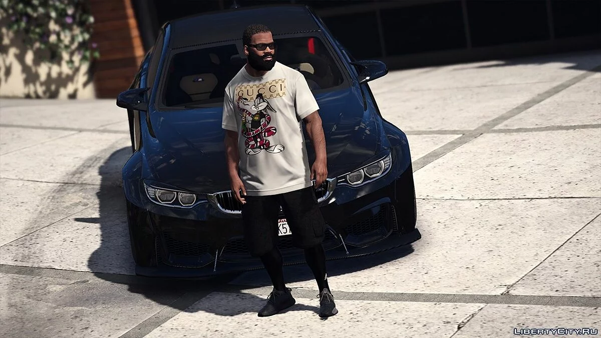 Bugs Bunny With Snake Gucci T-shirt [Franklin] 1.0 / GTA 5