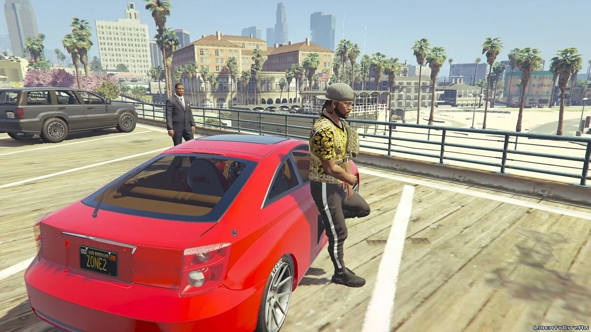 Футболка Versace / GTA 5