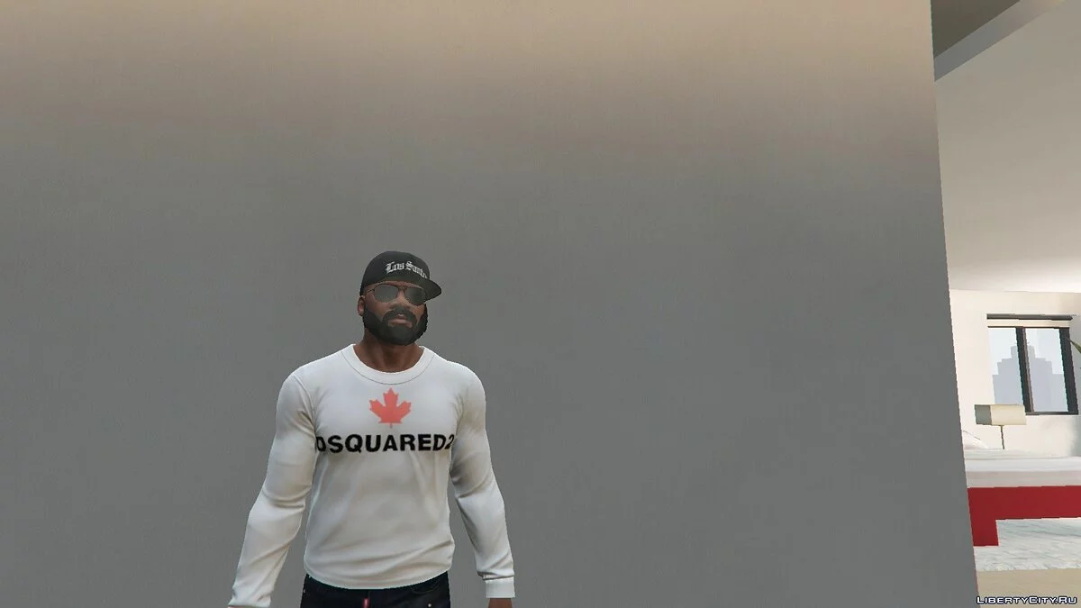 Кофта от бренда Dsquared2 / GTA 5