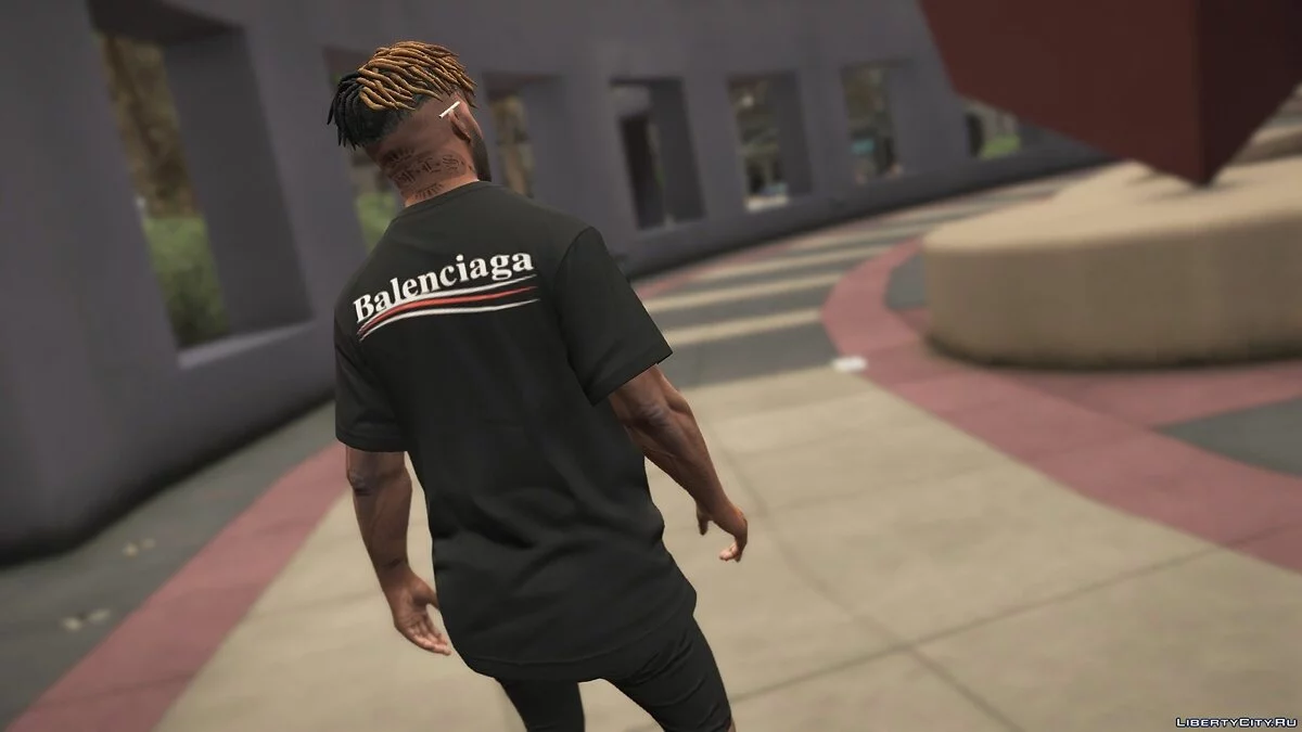 Футболка Balenciaga / GTA 5