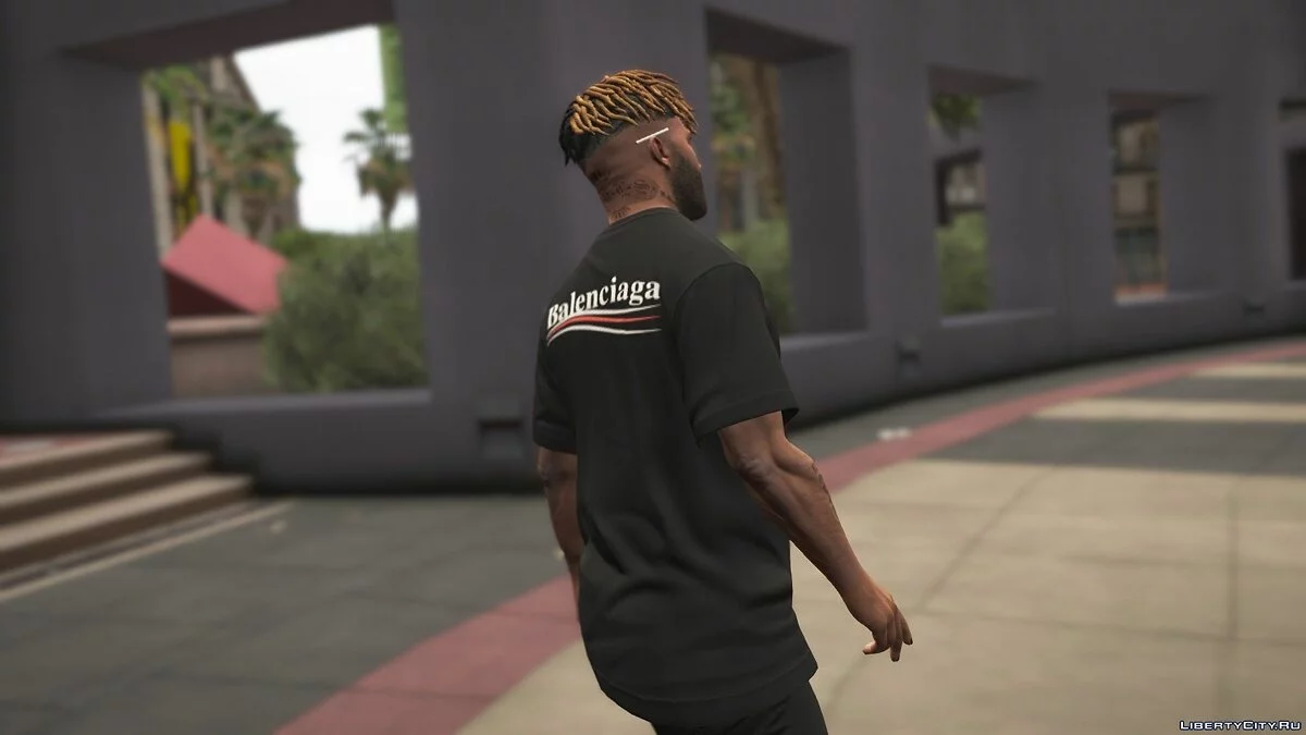 Футболка Balenciaga / GTA 5
