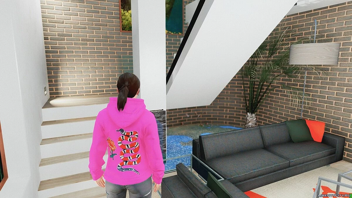 Толстовки от Gucci для Женщин  / GTA 5