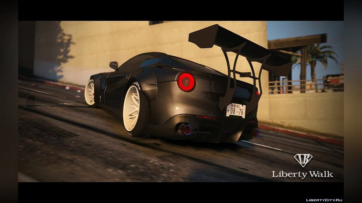 Ferrari F12 Berlinetta [LibertyWalk] v1.2 / GTA 5