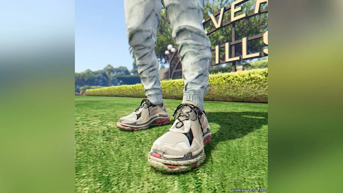 Balenciaga Triple S - 8 Color Retexture 1.0 / GTA 5