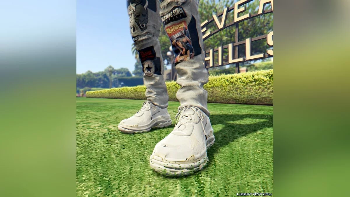 Balenciaga Triple S - 8 Color Retexture 1.0 / GTA 5