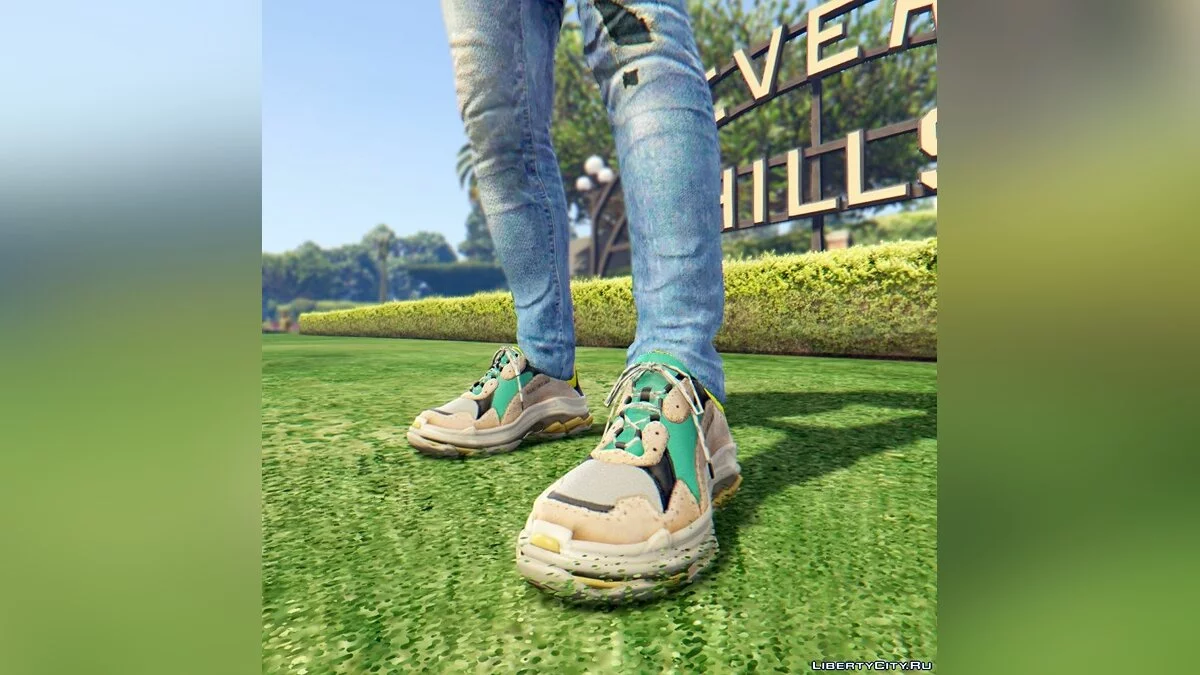 Balenciaga Triple S - 8 Color Retexture 1.0 / GTA 5