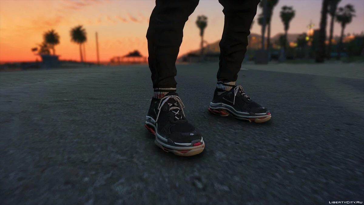 Balenciaga® -