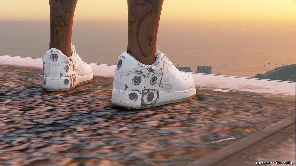 Белые кроссовки Air Force 1 / GTA 5