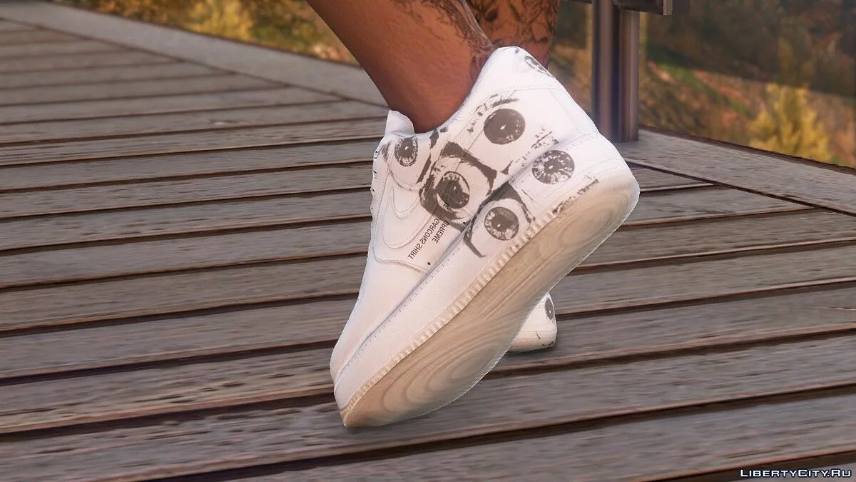 Белые кроссовки Air Force 1 / GTA 5