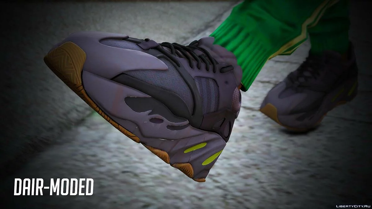 Кроссовки Adidas Yeezy  / GTA 5