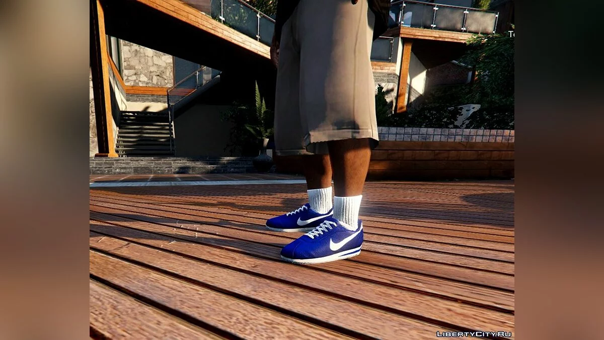 Кроссовки Nike Cortez / GTA 5