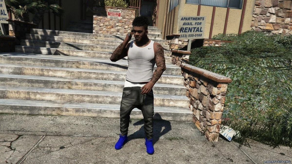 Красные и синие замшевые Jordan 5's / GTA 5