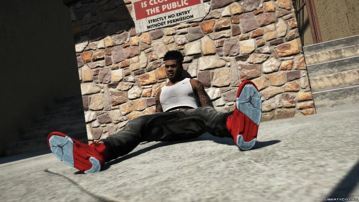 Красные и синие замшевые Jordan 5's / GTA 5