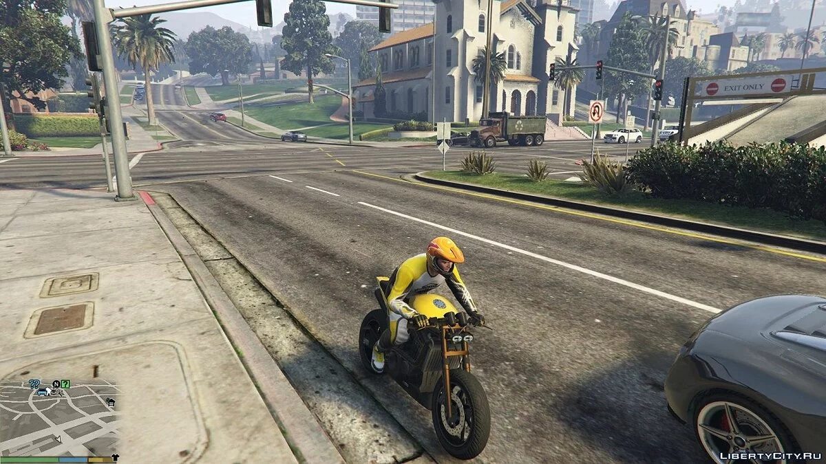 Новый мотошлем для Майкла / GTA 5