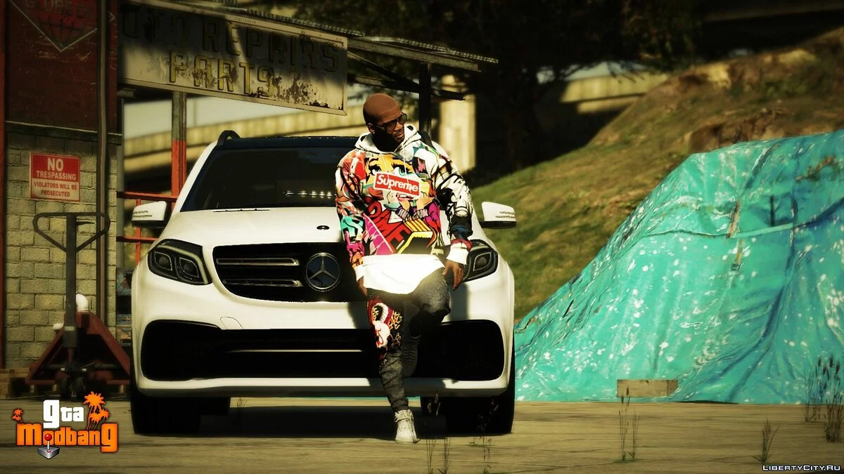 Новая худи для Франклина от фирмы