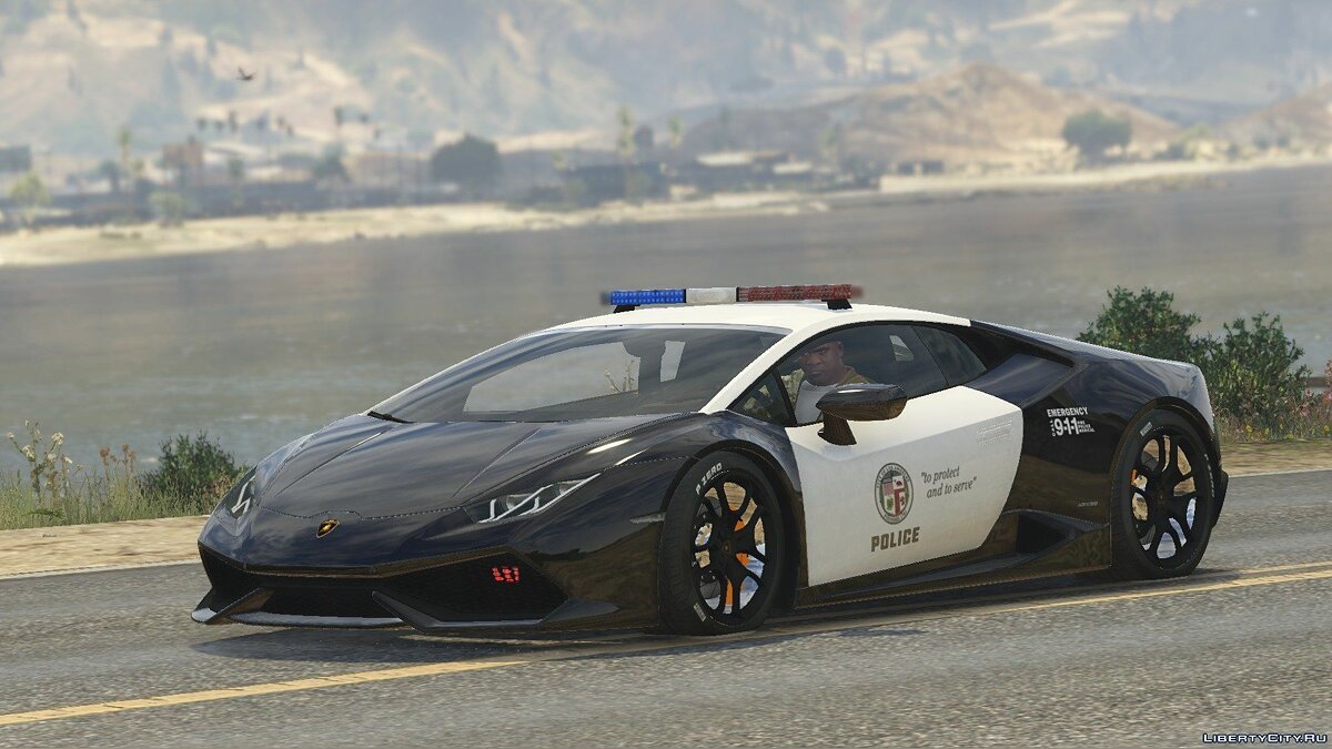 Скачать Lamborghini Huracan Italian Police and LAPD 1.1 для GTA 5