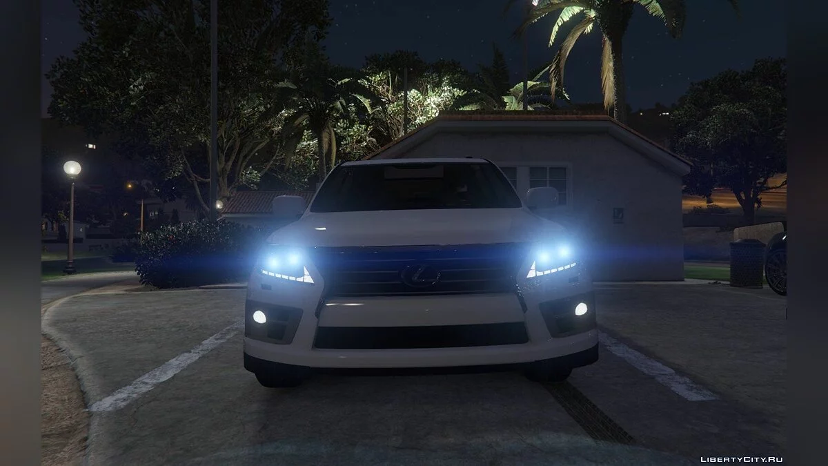 2014 Lexus LX 570 / GTA 5