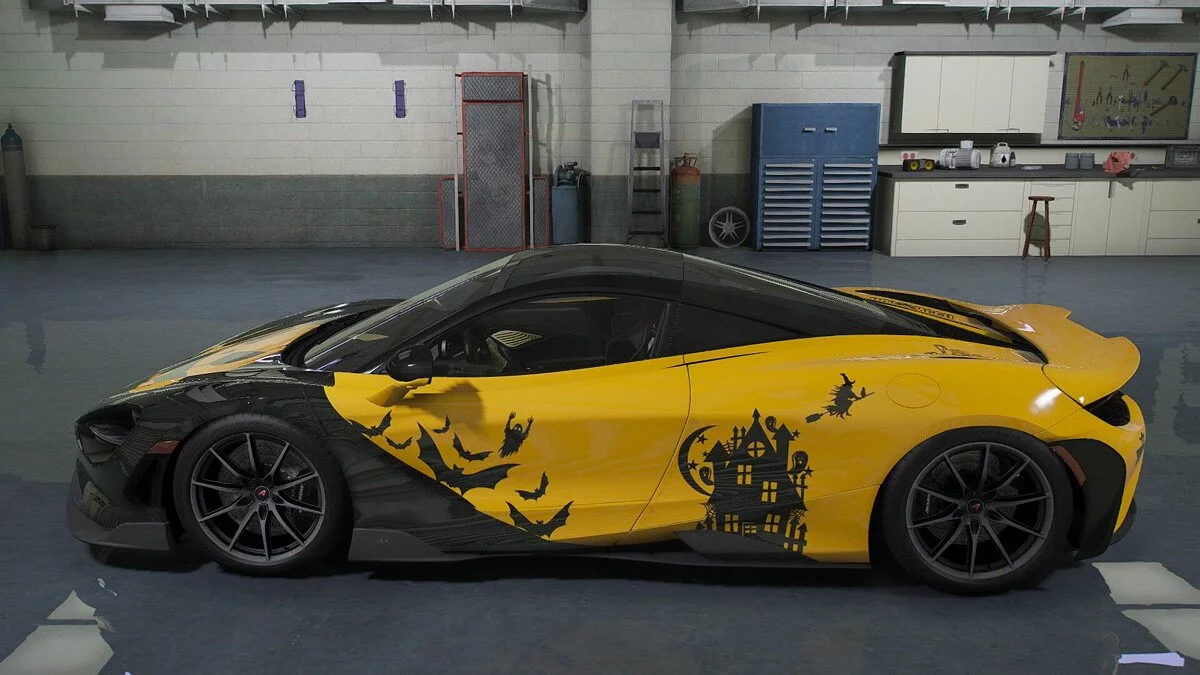 McLaren 765LT Halloween / GTA 5