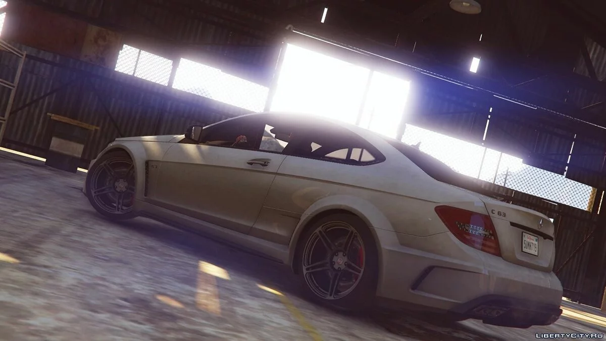 Mersedes-Benz C63 AMG 2012 / GTA 5