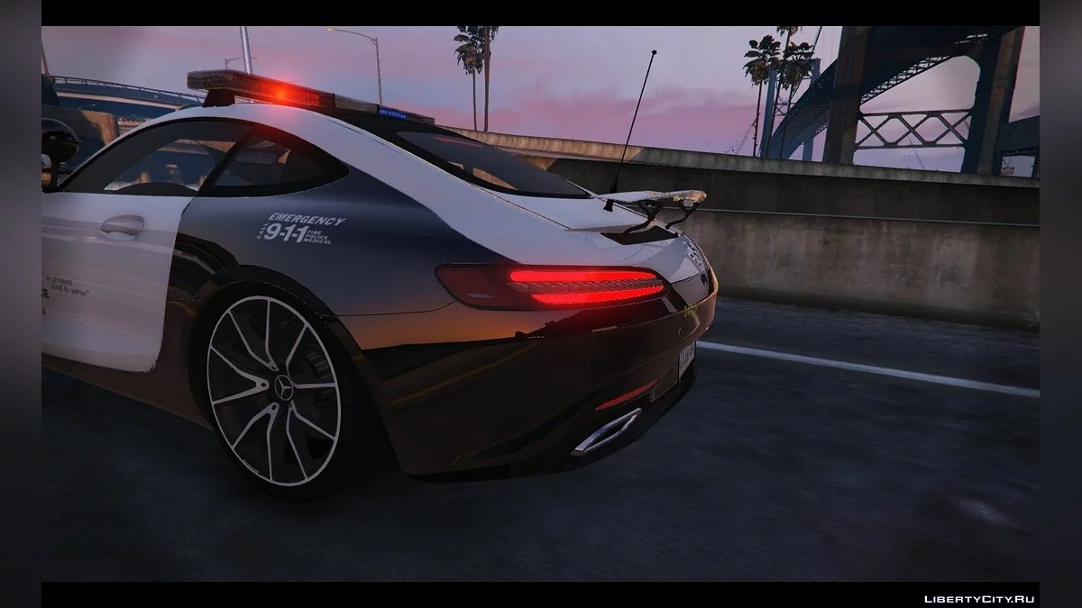 LAPD Mercedes-Benz AMG GT 2016 / GTA 5