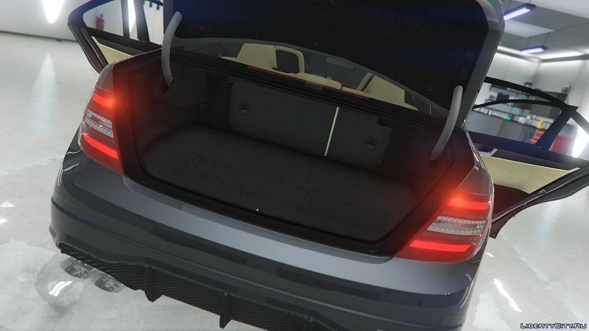 Mercedes-Benz C63 AMG / GTA 5