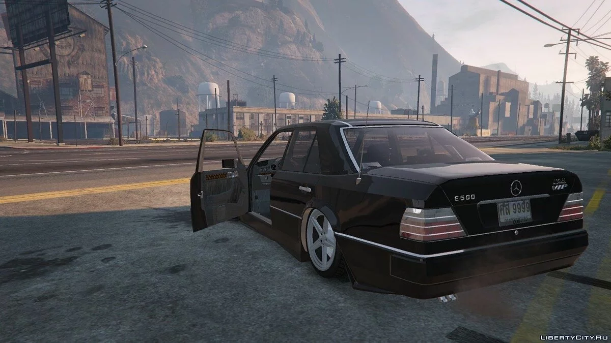 Mercedes-Benz E500 / GTA 5