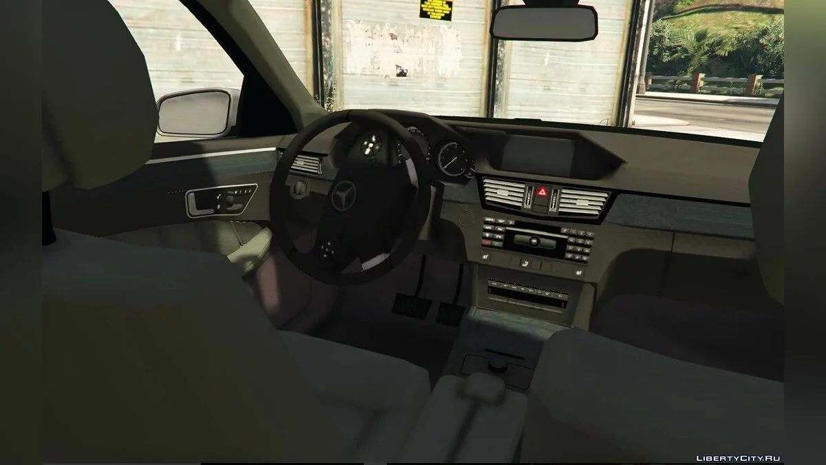 2015 Mercedes-Benz E Klasse T-Modell (Estate) / GTA 5
