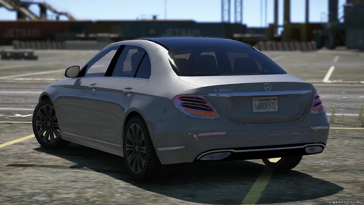 Mercedes-Benz E-Class 2015 1.0 / GTA 5